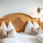 Bed and Breakfast Hubengut 3*
