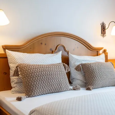 Bed & Breakfast Hubengut 2*