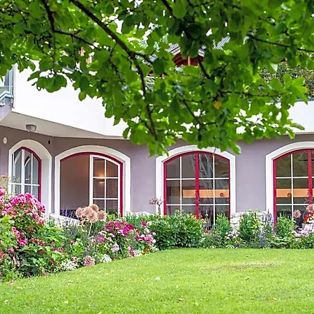 Hubengut فندق مبيت وإفطار 3*