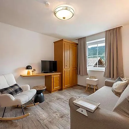 فندق مبيت وإفطار Hubengut 3*